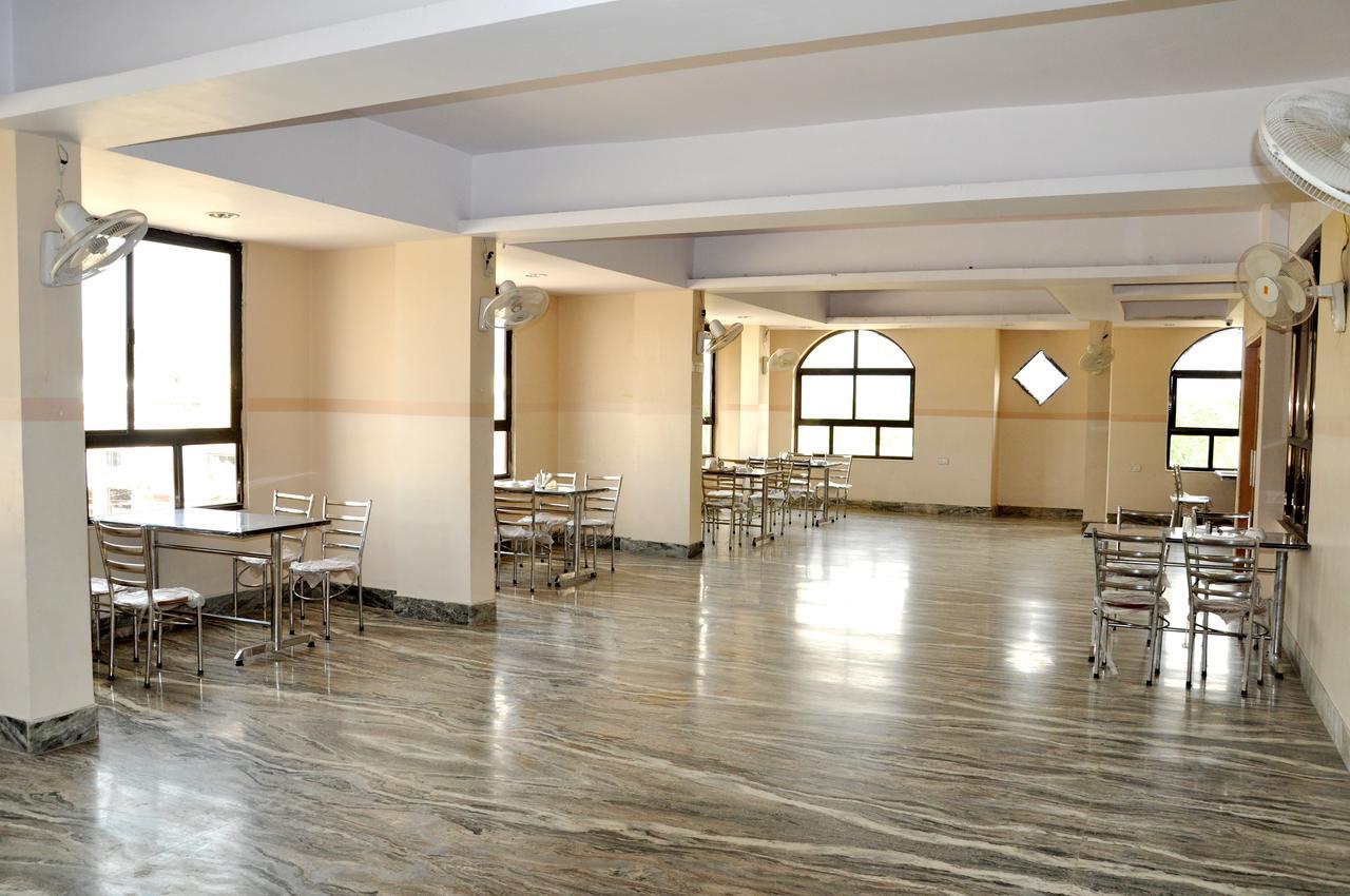 Hotel Kirti Plaza Chittorgarh Dış mekan fotoğraf